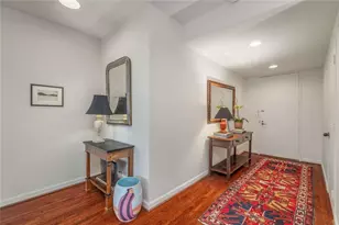 2575 Peachtree Rd NE, Atlanta, GA 30305 - Photo 9