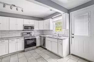 3025 Washington Rd, Atlanta, GA 30344 - Photo 15