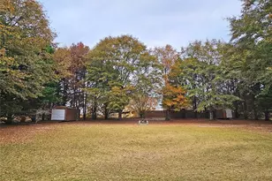 2167 Pixie Rose Ln, Loganville, GA 30052 - Photo 33