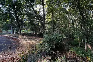 1260 Sweet Shrub Ln SE, Conyers, GA 30013 - Photo 7