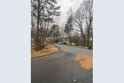 352 N Peak Drive, Alpharetta, GA 30022 - Photo 29