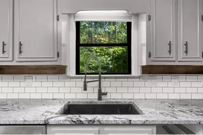 634 Green Valley Drive, Smyrna, GA 30082 - Photo 21