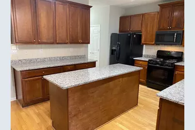 1295 Leisure Lake Drive, Lawrenceville, GA 30044 - Photo 11