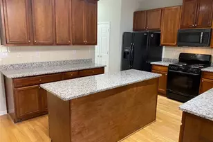 1295 Leisure Lake Dr, Lawrenceville, GA 30044 - Photo 11