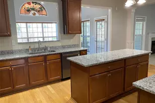 1295 Leisure Lake Dr, Lawrenceville, GA 30044 - Photo 15