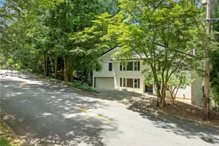 2710 Margaret Mitchell Dr NW, Atlanta, GA 30327 - Photo 43