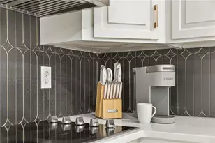 217 Skyland Dr, Roswell, GA 30075 - Photo 13