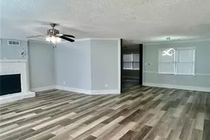 2423 Scarlet Ln SE, Conyers, GA 30013 - Photo 5