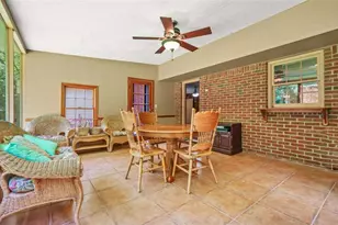 385 Dix Lee On Dr, Fayetteville, GA 30214 - Photo 19