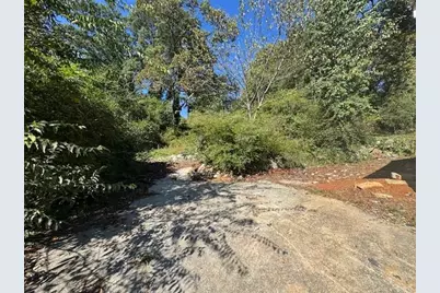 277 Barfield Avenue SW, Atlanta, GA 30310 - Photo 3