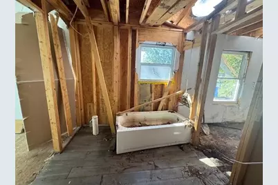 277 Barfield Avenue SW, Atlanta, GA 30310 - Photo 9