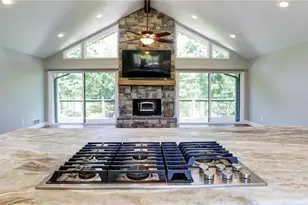 6632 Mountain Meadow Dr, Clermont, GA 30527 - Photo 7