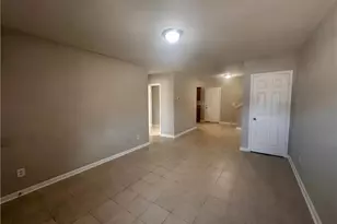 842 Store House Ct, Monroe, GA 30655 - Photo 3