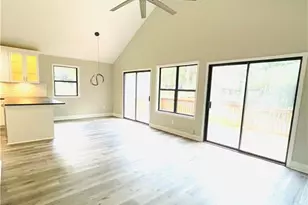 4440 Cary Dr, Snellville, GA 30039 - Photo 5