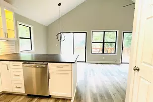 4440 Cary Dr, Snellville, GA 30039 - Photo 17