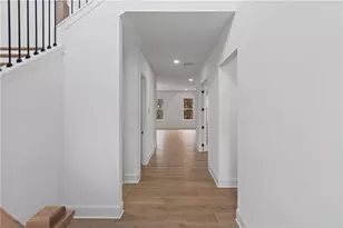 721 Keystone Dr, Woodstock, GA 30188 - Photo 3