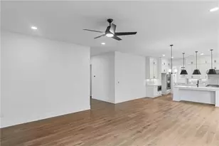 721 Keystone Dr, Woodstock, GA 30188 - Photo 7