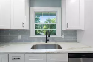 1939 Wee Kirk Rd SE, Atlanta, GA 30316 - Photo 17