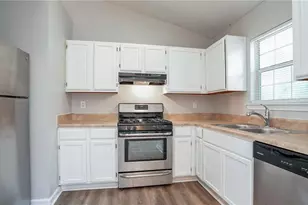 5042 Chadwick Ct, Decatur, GA 30035 - Photo 7