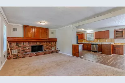 416 Pineburr Lane, Stone Mountain, GA 30087 - Photo 11