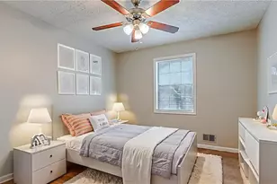 416 Pineburr Ln, Stone Mountain, GA 30087 - Photo 5