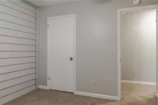 416 Pineburr Ln, Stone Mountain, GA 30087 - Photo 25