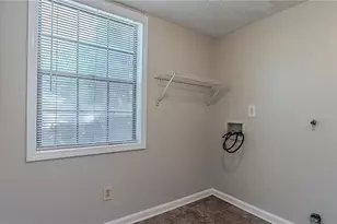 416 Pineburr Ln, Stone Mountain, GA 30087 - Photo 29