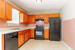 1040 Redan Trce, Stone Mountain, GA 30088 - Photo 15