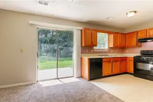 1040 Redan Trce, Stone Mountain, GA 30088 - Photo 17