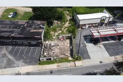 1823 M. L King Jr Drive, Atlanta, GA 30318 - Photo 7