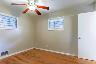 1803 Hollyhock Terrace, Decatur, GA 30032 - Photo 25