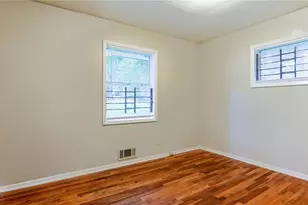 1803 Hollyhock Terrace, Decatur, GA 30032 - Photo 23