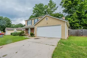 1355 Stoneleigh Way, Stone Mountain, GA 30088 - Photo 3