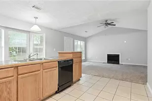 1355 Stoneleigh Way, Stone Mountain, GA 30088 - Photo 17