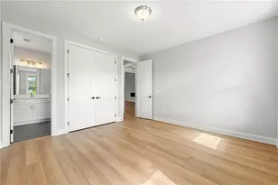 234 Pecks Ct, Hoschton, GA 30548 - Photo 11