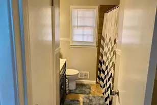 2739 Carriage Ln, Atlanta, GA 30349 - Photo 11