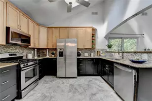 340 River Knoll Dr, Atlanta, GA 30328 - Photo 15