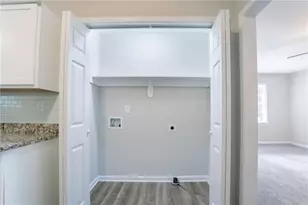 542 Hasty Dr, Lithia Springs, GA 30122 - Photo 31