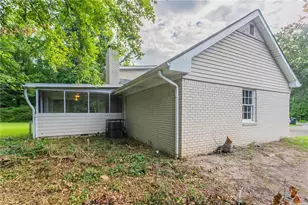 542 Hasty Dr, Lithia Springs, GA 30122 - Photo 35