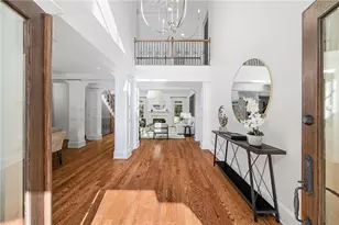 4715 Westfield Dr, Sandy Springs, GA 30342 - Photo 5