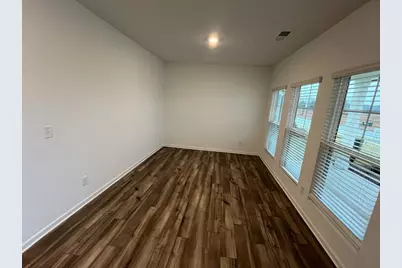 2318 Hedgeview Road, Conyers, GA 30094 - Photo 3