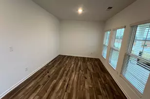 2318 Hedgeview Rd, Conyers, GA 30094 - Photo 3