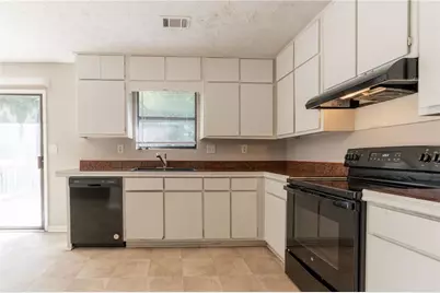 3830 Chimney Stone Court, Ellenwood, GA 30294 - Photo 11