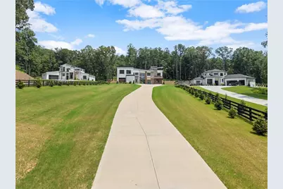 1678 Thomas Drive, Hoschton, GA 30548 - Photo 57