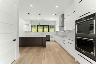 1678 Thomas Dr, Hoschton, GA 30548 - Photo 11