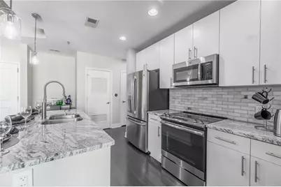 44 Peachtree Place NE #1030, Atlanta, GA 30309 - Photo 3