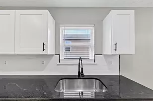 2478 Verbena Cir NW, Atlanta, GA 30314 - Photo 11