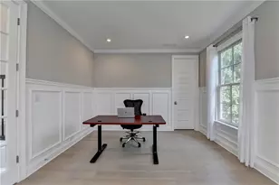 516 Founders Dr E, Alpharetta, GA 30004 - Photo 5