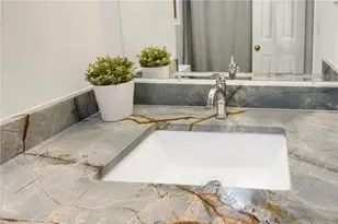 2840 Peachtree Rd NW, Atlanta, GA 30305 - Photo 21