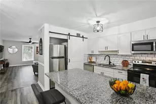 6700 Roswell Road NW, Sandy Springs, GA 30328 - Photo 5